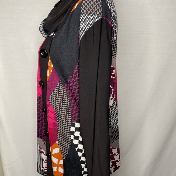 Bali Multi Color Shirt with Button Embellishment Size 16 XL - Picture 3 of 5